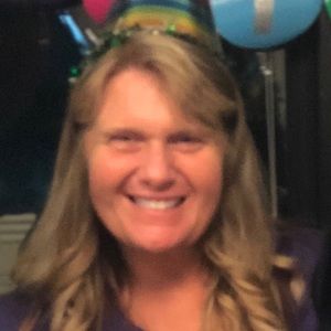 Meet your Posher, Maxine